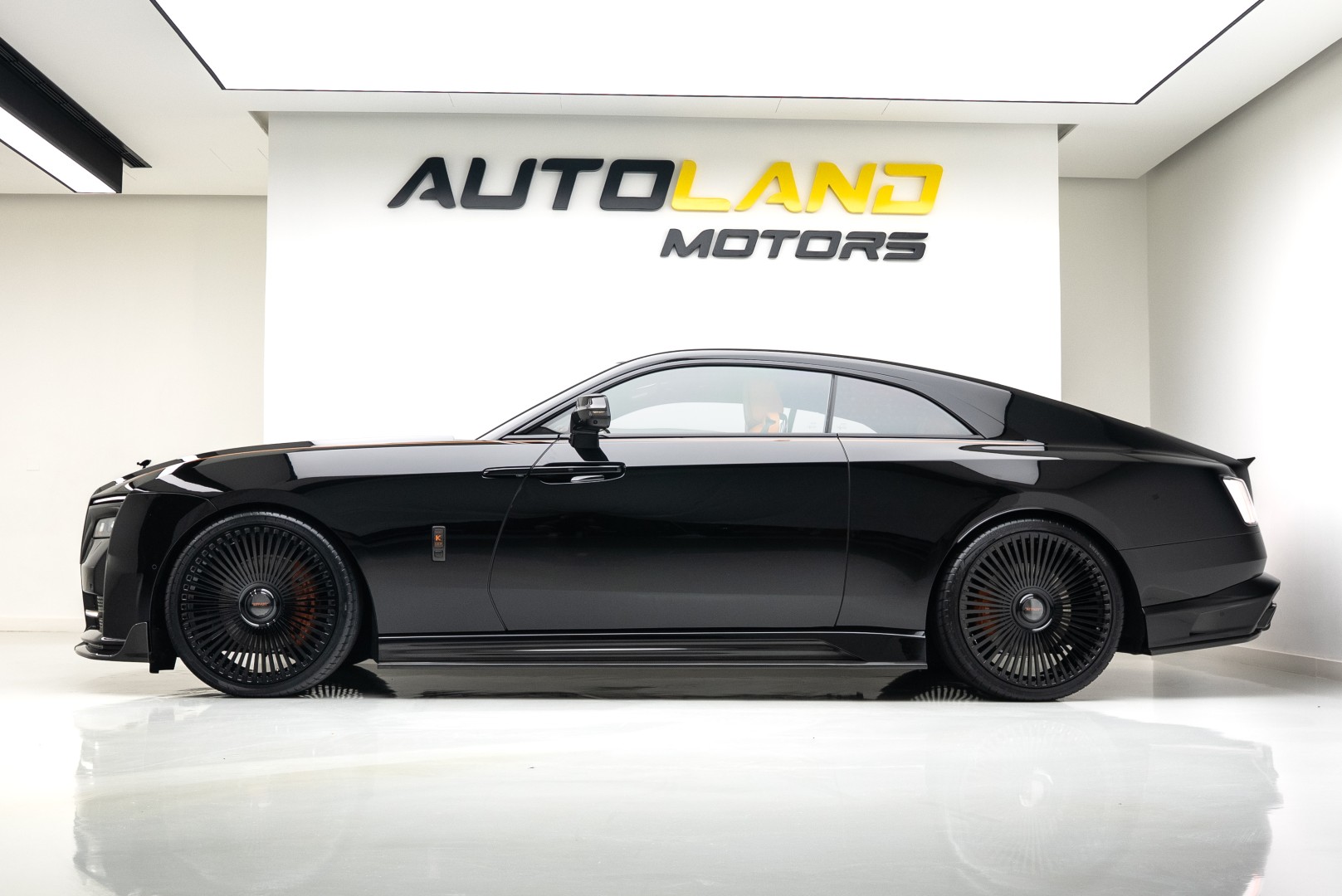 2025 ROLLS ROYCE SPECTRE BY KEYVANY 1 OF 20. BESPOKE SOUND SYSTEM. IMMERSIVE SEATS.